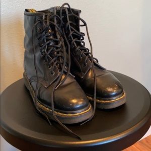 Vintage Dr. Martens combat boot